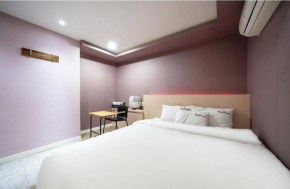 9 to 9 motel